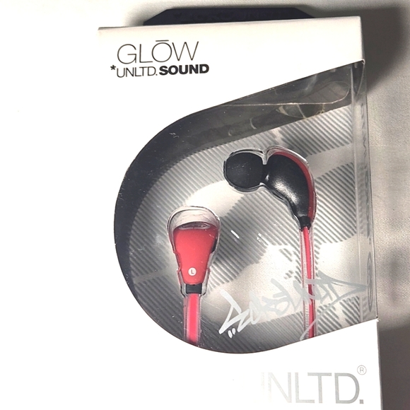 Ecko Unltd Glow Stereo Headphones With In Line Microphone. NEW - Picture 4 of 10
